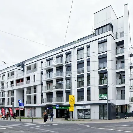 Апартаменты Business *